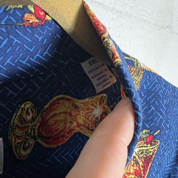 Reyn Spooner Hawaiian Rayon Shirt - Picture 6 of 9